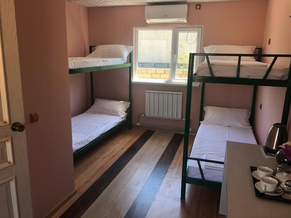 Hostel Mandarin アクタウ エクステリア 写真